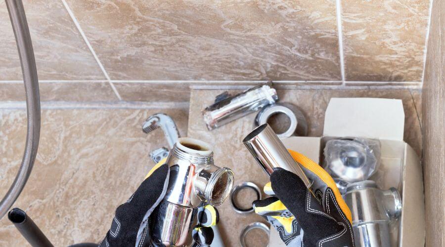 Professional gutter cleaning in Markesan, WI